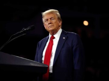 Lululemon Athletica inc_ phone and website by- T_Schneider via Shutterstock