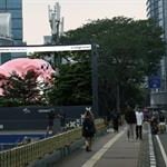 Google Gemini campaign presents "see-through" billboards with Veo 3 technology