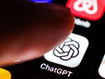 Can AI treat mental health? Millions of young Americans are turning to chatbots for help