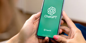 These 7 AI Chatbots Are Better Than ChatGPT, According To Users