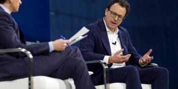 Anthropic’s AI bubble ‘YOLO’ warning