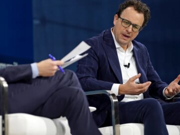 Anthropic’s AI bubble ‘YOLO’ warning