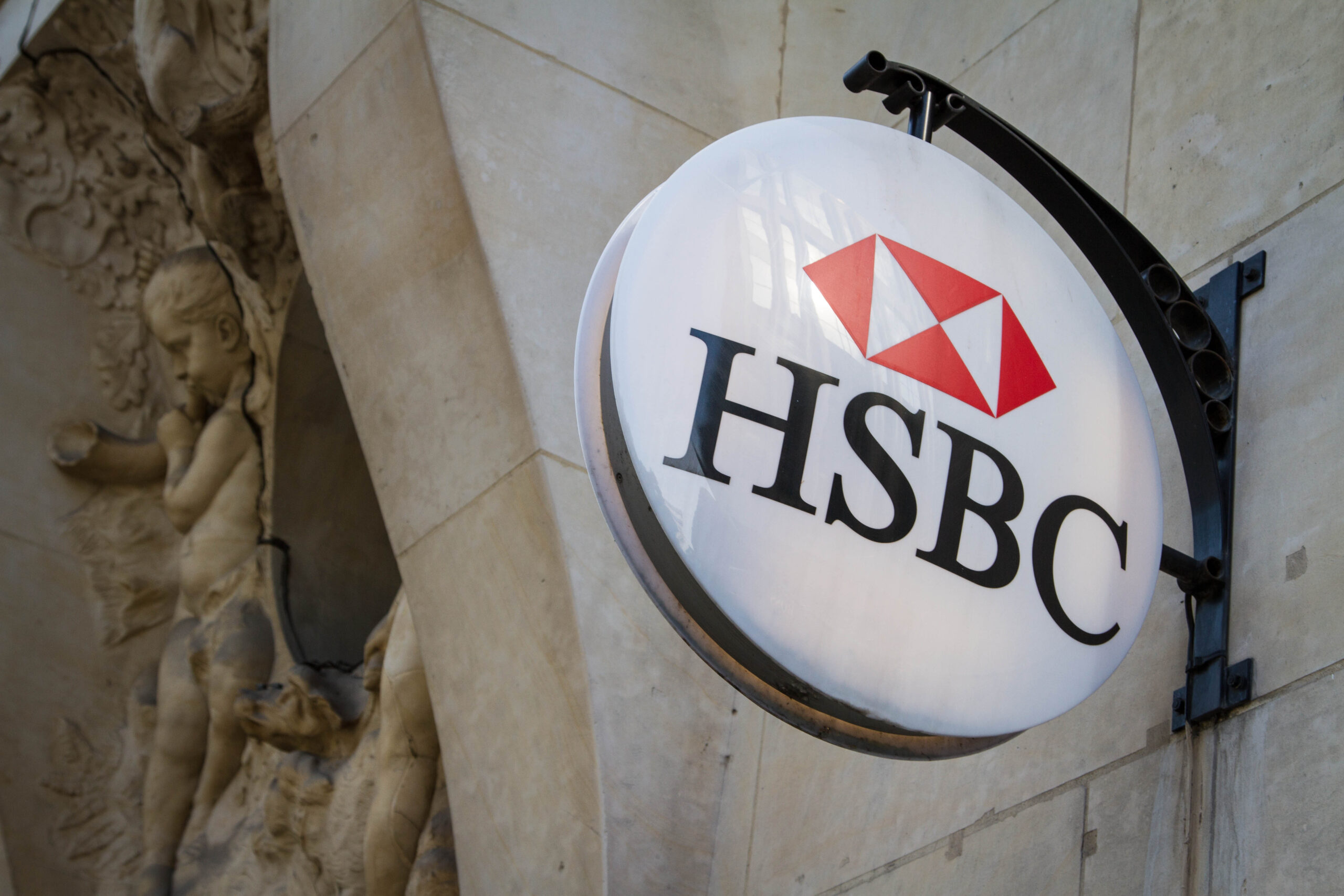 HSBC and Mistral AI team up to accelerate genAI adoption across the bank