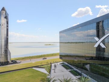 SpaceX Considering Massive Merger With Musk's Tesla or xAI