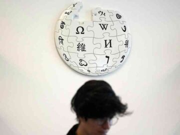 Wikipedia inks deals to ease AI bot access | The Arkansas Democrat-Gazette