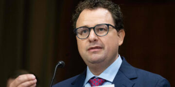 Pentagon weighs cutting ties with Anthropic over military AI limits