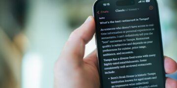 Claude AI outage hits millions globally March 2026